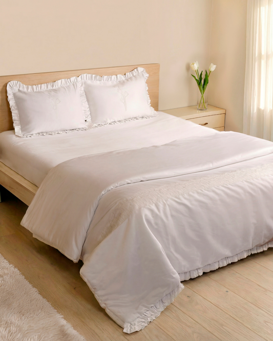 1000 TC Embroidered Duvet with Ruffles