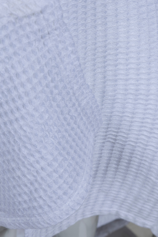 Bamboo Waffle Hooded Towel (white)