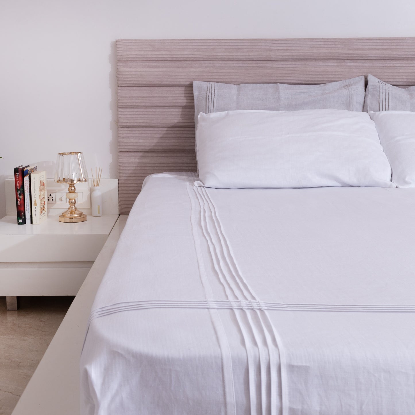 Hemp Bedding | Pin Tucked