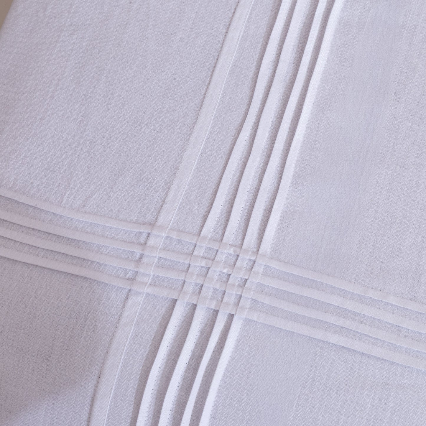 Hemp Bedding | Pin Tucked