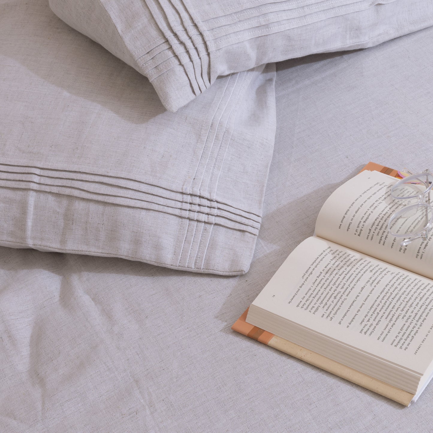 Hemp Bedding | Pin Tucked