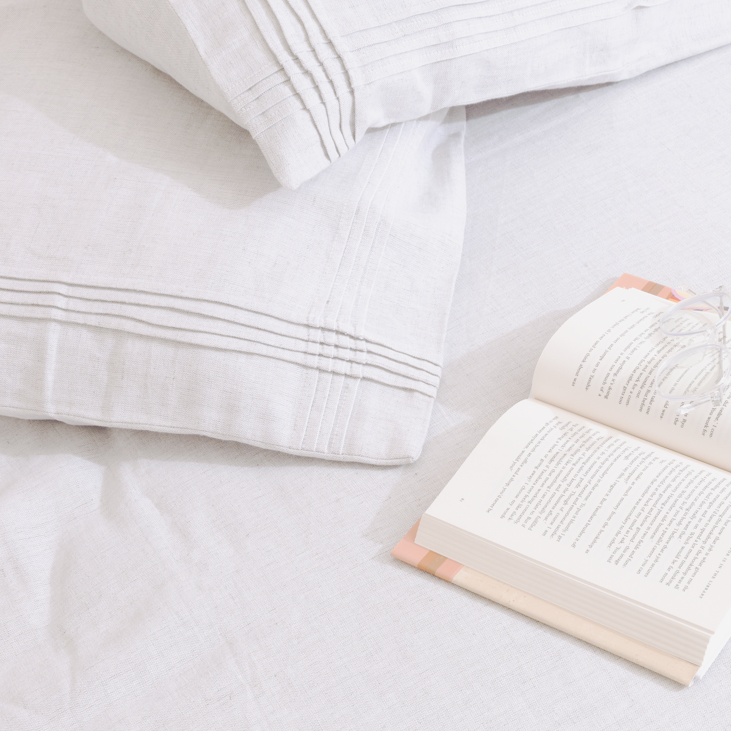 Hemp Bedding | Pin Tucked