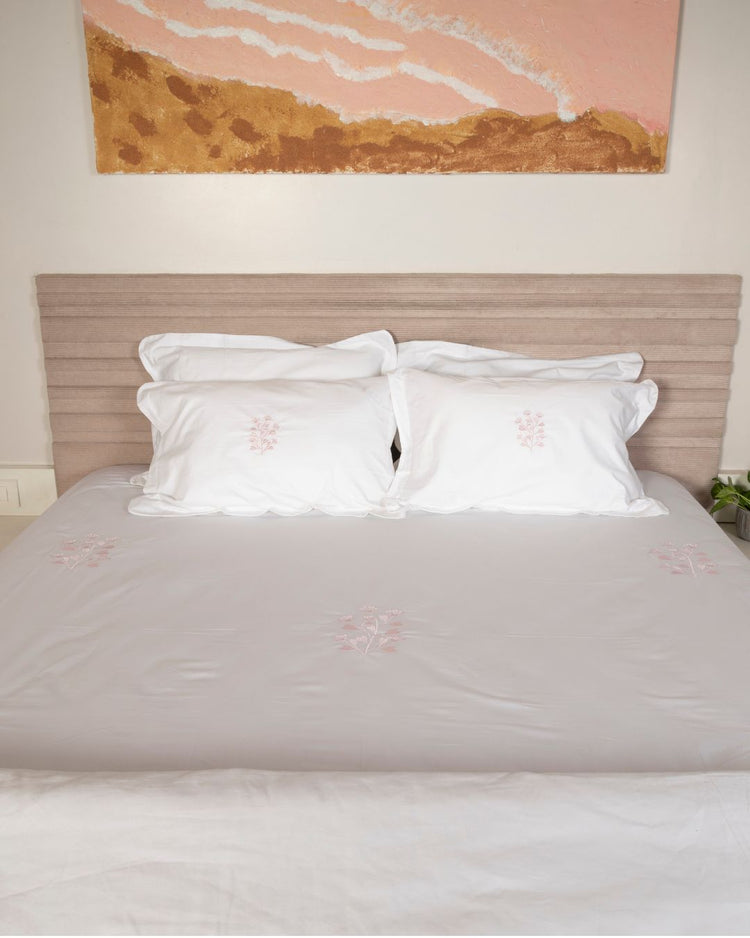 500 TC White Bedsheet with Contrast Embroidery | Pink