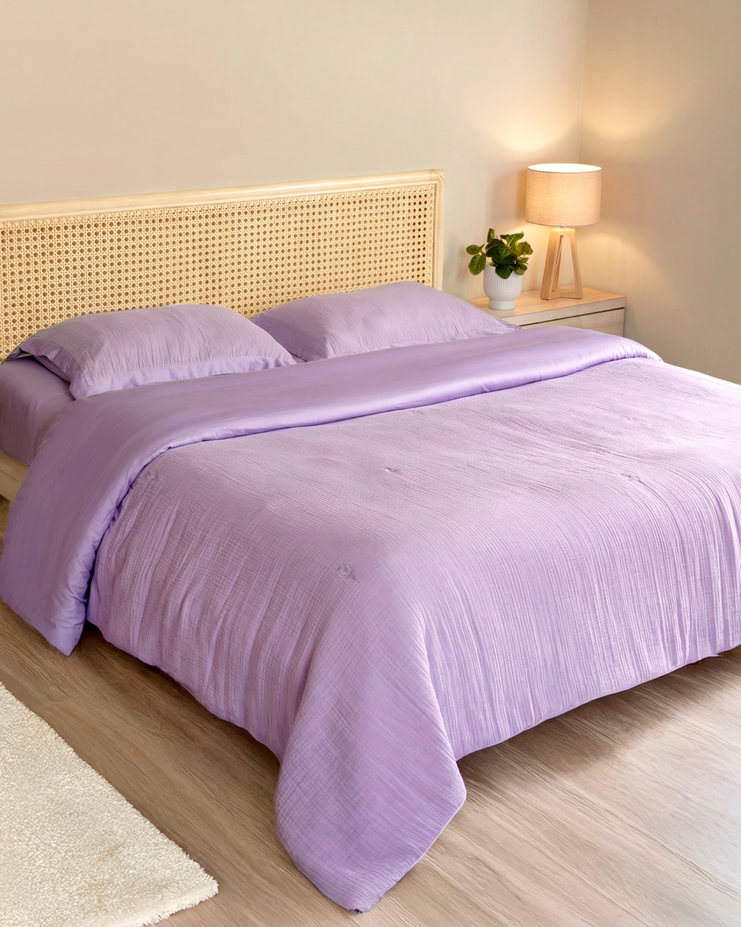 Muslin Duvet with Tulip Embroidery (4 Layer)