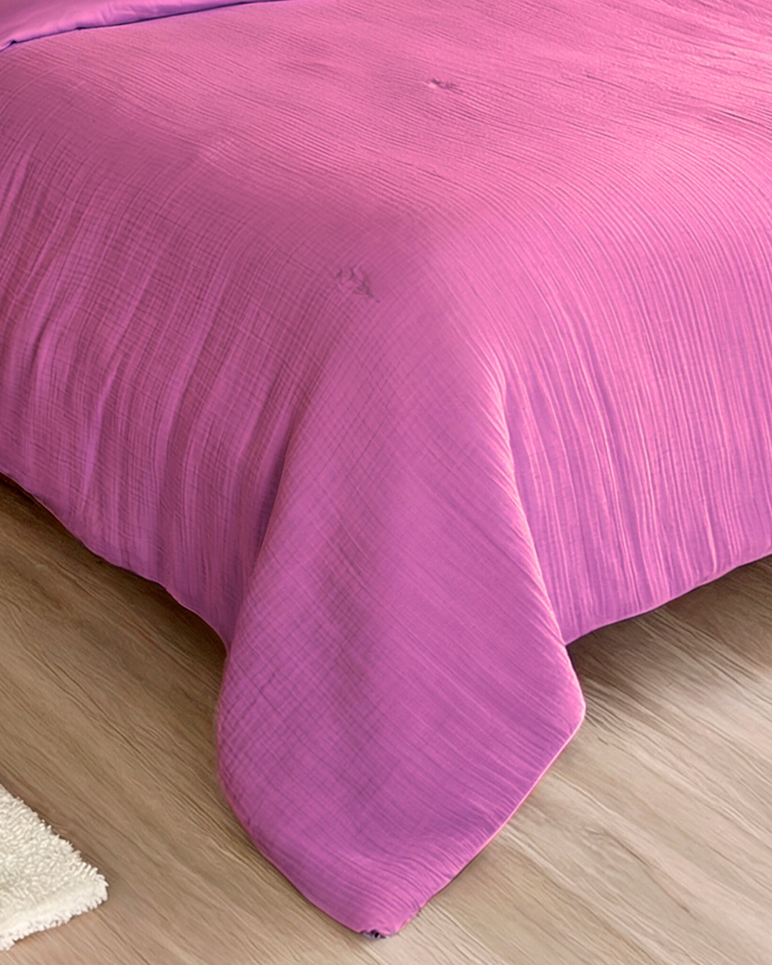 Muslin Duvet with Tulip Embroidery (4 Layer)