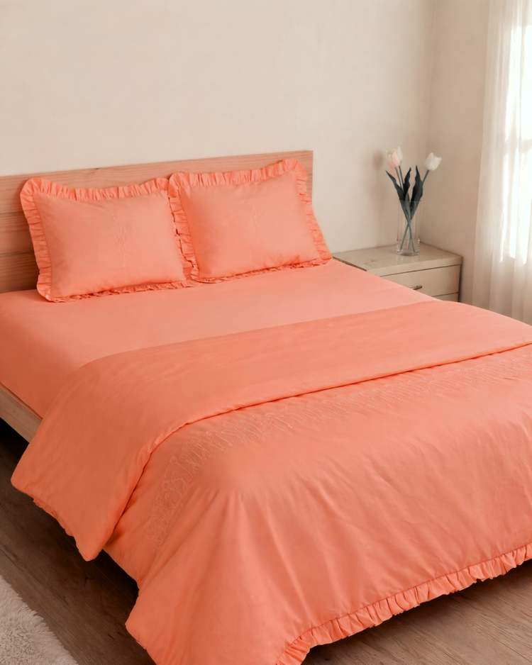 1000 TC Embroidered Duvet with Ruffles