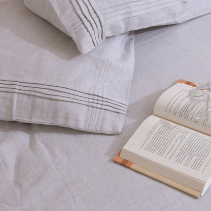 Hemp Bedding | Pin Tucked