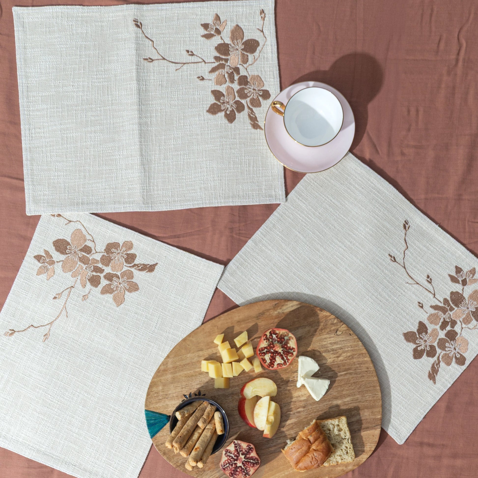 Slub Cotton Dining Set