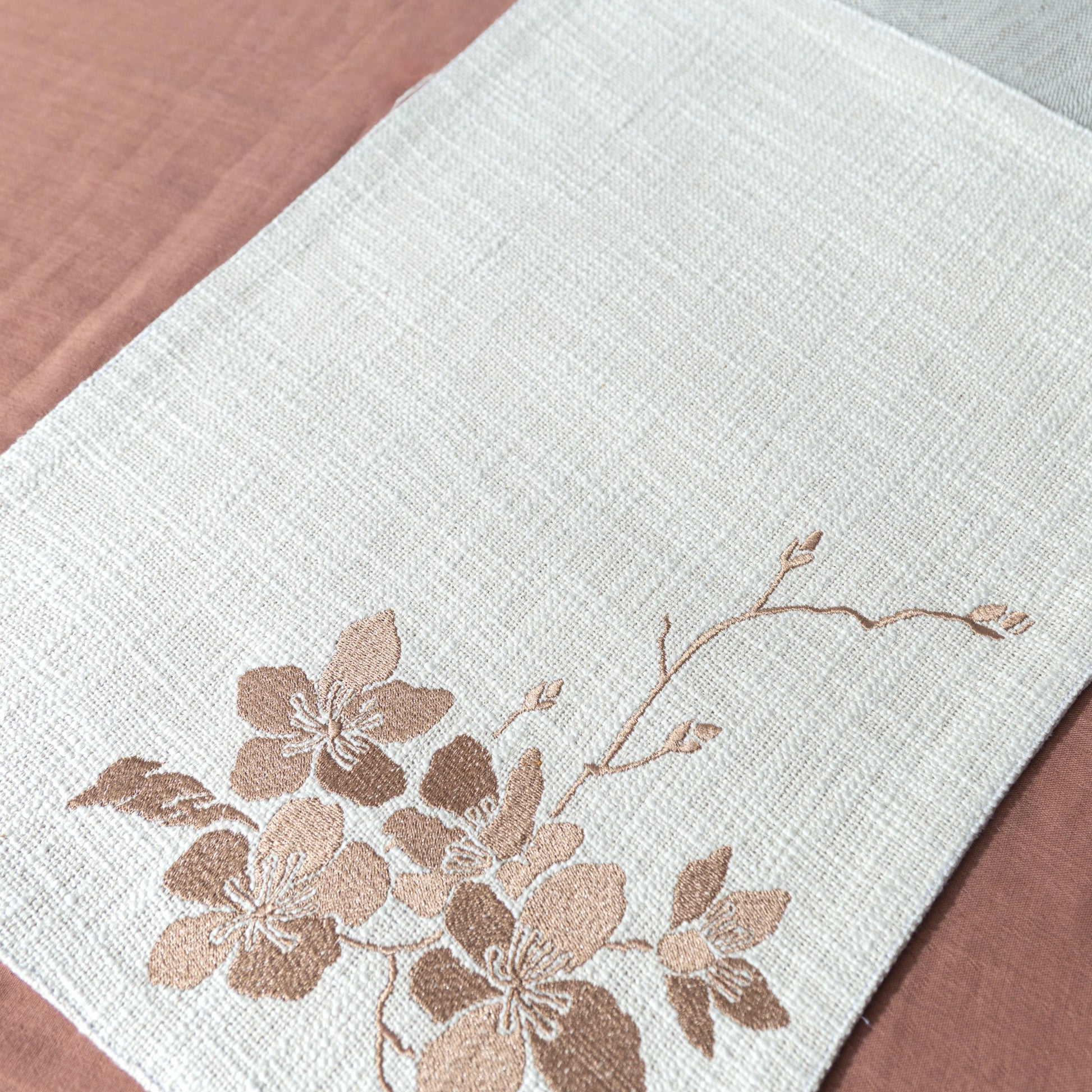 Slub Cotton Dining Set