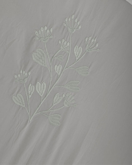 500 TC White Bedsheet with Contrast Embroidery | White